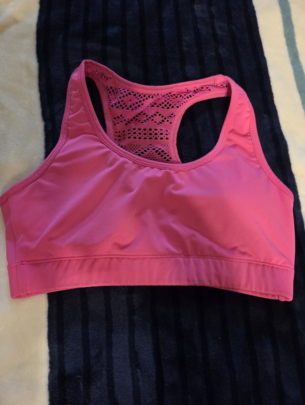 Zyia Hot Pink Bomber Bra - Picture 2 of 3